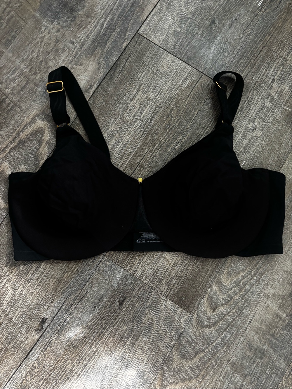 Olga Smooth Support Underwire Bra in Black